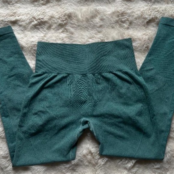 Halara Seamless High Waisted Tummy Control Butt Lift 7/8 Leggings L Large NEW - Picture 12 of 12